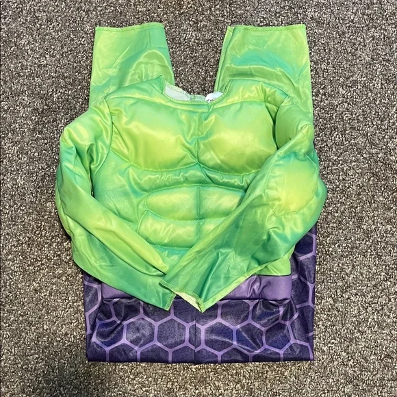 Hulk costume - Picture 4 of 6